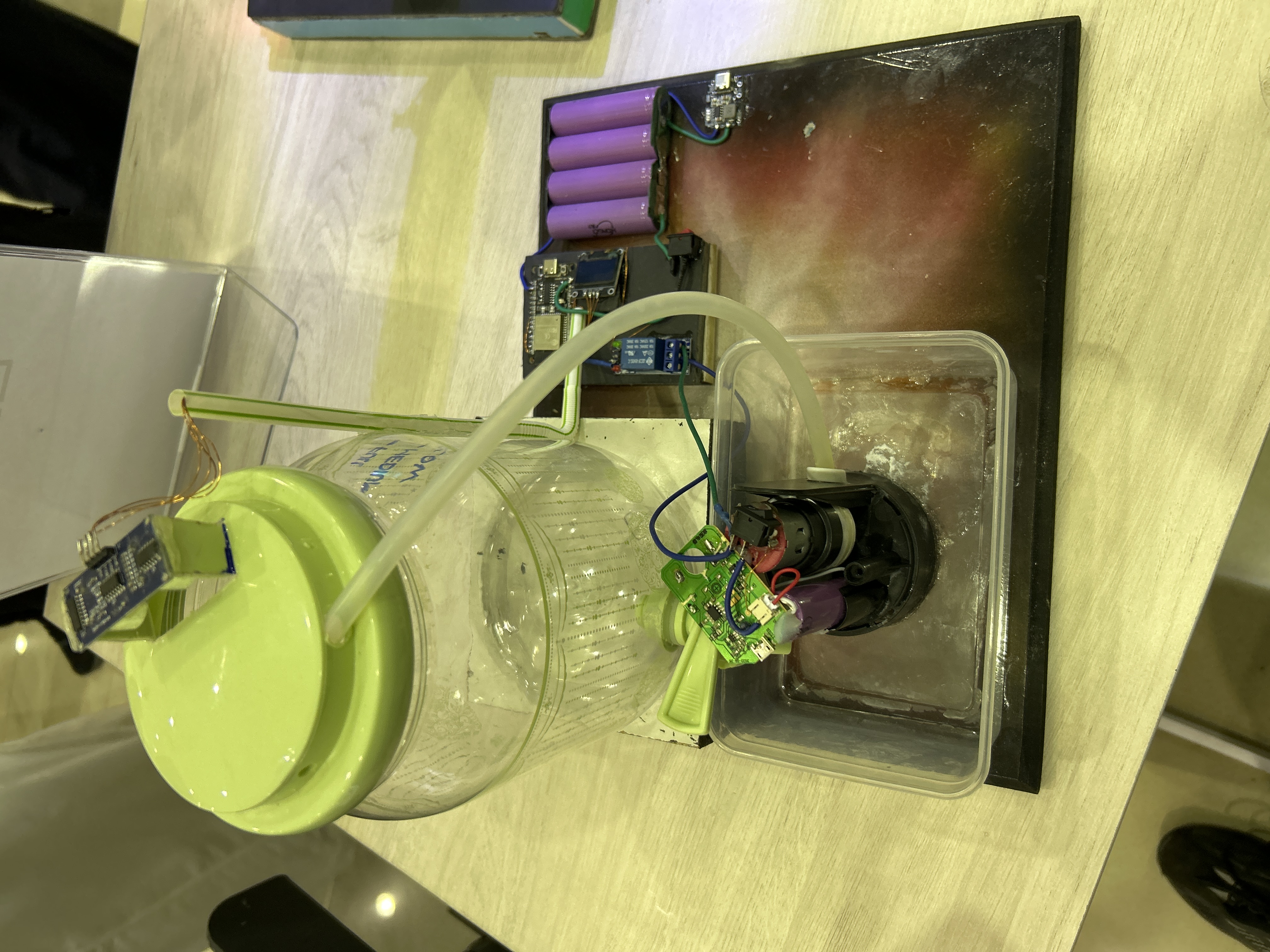 مشروع الخزان الذكي 